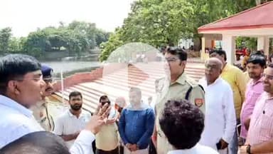 करनैलगंज: कजरी तीज पर्व को लेकर एसपी ने सरयू घाट पर सुरक्षा व्यवस्था का लिया जायजा