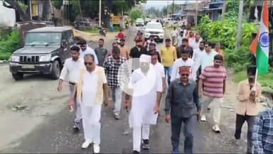 सिंगरौली: सड़क दुर्घटना के विरुद्ध तीन दिवसीय संघर्ष यात्रा सम्पन्न, 8 सूत्रीय मांग को लेकर जिला प्रशासन को सौंपा ज्ञापन