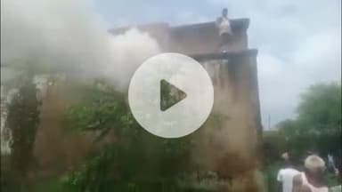 असरगंज: चाखंड गांव में बिजली के शॉर्ट सर्किट से घर में लगी आग, हज़ारों की संपत्ति का नुकसान