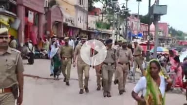 कर्वी: पुलिस अधीक्षक चित्रकूट ने भदई अमावस्या मेला रामघाट क्षेत्र का भ्रमण कर सुरक्षा व्यवस्था का लिया जायजा