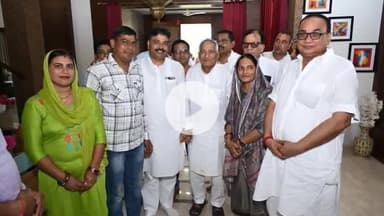 तारानगर: सांसद आवास पर नेता प्रतिपक्ष व पीसीसी चीफ कार्यकर्ताओं से रूबरू हुए, तारानगर से जिला.परिषद सदस्य विमला कालवा भी पधारी