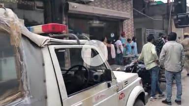 करनाल: सदर बाजार इलाके में नगर निगम की टीम ने पशु डेयरी पर की कार्रवाई, पशुओं को किया ज़ब्त