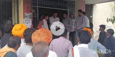 गंधवानी: भारतीय किसान संघ ने गंधवानी तहसील कार्यालय में किसानों की समस्याओं को लेकर मुख्यमंत्री के नाम ज्ञापन सौंपा