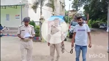 भभुआ: भभुआ थाना की पुलिस ने अलग-अलग जगहों से मारपीट और शराब के मामले में दो वारंटियों को किया गिरफ्तार