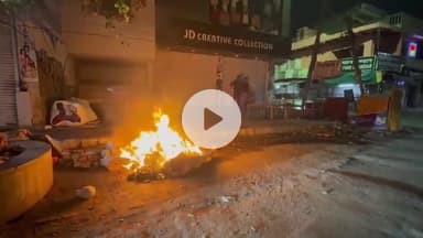 मथुरा: कृष्णा नगर में व्यापारी एनजीटी के आदेशों की धज्जियां उड़ाते हुए जला रहे कूड़ा, वीडियो हुआ वायरल