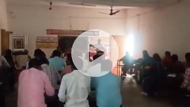 बलरामपुर: राजकीय इंटर कॉलेज दारीचौरा में निपुण भारत मिशन के तहत एफएलएन और एनसीईआरटी पाठ्यक्रम पर 5 दिवसीय शिक्षक प्रशिक्षण चल रहा है