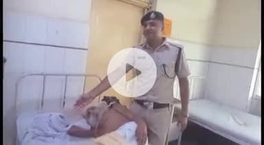 कर्वी: भदई अमावस्या में चित्रकूट स्नान करने पहुंचे वृद्ध शौचालय में बेहोश होकर गिरे, RPF ने जिला अस्पताल में करवाया भर्ती