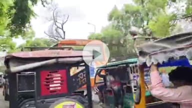 कर्वी: भदई अमावस्या में ट्रैफिक चौराहे से बेड़ी पुलिया तक लगा लंबा जाम