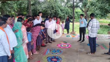 कोंडागांव: माकड़ी में छत्तीसगढ़ रजत महोत्सव कार्यक्रम में विधायक लता उसेण्डी ने लिया हिस्सा, आयोजित हुईं विभिन्न प्रतियोगिताएं