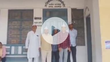 बलरामपुर: यूरिया किल्लत और कालाबाजारी को लेकर आम आदमी पार्टी के पदाधिकारियों ने सदर तहसील में राज्यपाल को संबोधित ज्ञापन सौंपा