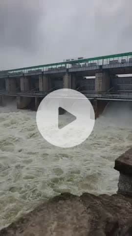 वैर: पांचना बांध से छोड़ा पानी विधानसभा वैर के कलसाडा पहुँचा, ग्रामीणों से पानी के बहाव क्षेत्र से दूर रहने की अपील की गई