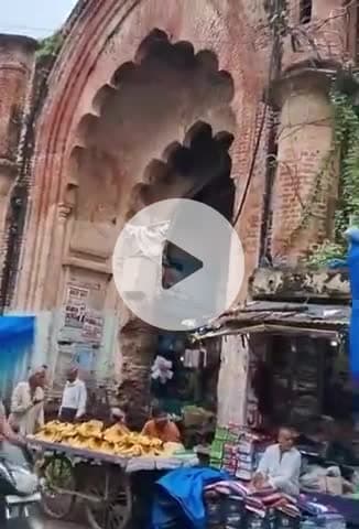 टीकमगढ़: टीकमगढ़ की नजाई मंडी को लेकर हुआ विवाद, पालिका ने 63 व्यापारियों को 2 दिन में दुकान खाली करने का दिया नोटिस