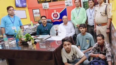 सासाराम: आरपीएफ पुलिस ने 32 लीटर शराब के साथ तीन लोगों को किया गिरफ्तार