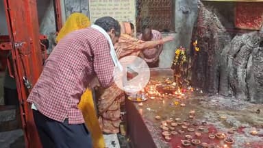 कन्नौज: कन्नौज में धूमधाम से मनाई गई शनि अमावस्या, देर रात तक शनि मंदिरों में भक्तों का तांता लगा रहा, देखें भक्तों की राय