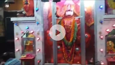 कन्नौज: कन्नौज शहर के मकरन्दनगर क्षेत्र में हनुमान मंदिर में शनि अमावस्या पर भक्तों की भीड़, भजन संध्या का आयोजन हुआ