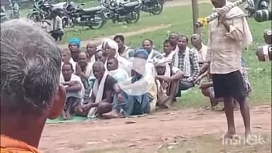 कोंडागांव: बानगांव के शीतला मंदिर में भादो जातरा का आयोजन, देवी-देवताओं का हुआ आगमन, गांव में हल्दी पानी का किया गया छिड़काव