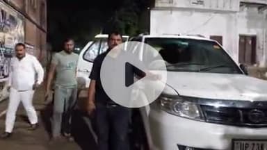 सिराथू: कछुआ में जिला पंचायत सदस्य शेर मोहम्मद और उनके साथियों पर दो लोगों ने हवाई फायरिंग करने का लगाया आरोप, भागकर पहुंचे थाना