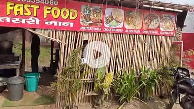 bhai khana yah kharab banata hai 3 din ka khana bechta hai aage dekho kya karna hai band hona chahie chalu rahana chahie