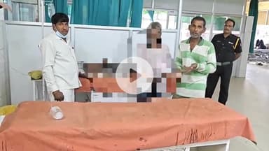 मिर्ज़ापुर: मोहना गांव निवासी विद्युत लाइनमैन विद्युत पोल पर चढ़कर कार्य करते समय विद्युत की चपेट में आकर झुलसा, किया गया रेफर