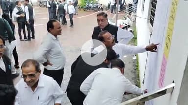 रतलाम नगर: अभिभाषक संघ के चुनाव आज, पहली बार फोटो वाले बैलेट पेपर से मतदान, कल रविवार को आएगा परिणाम