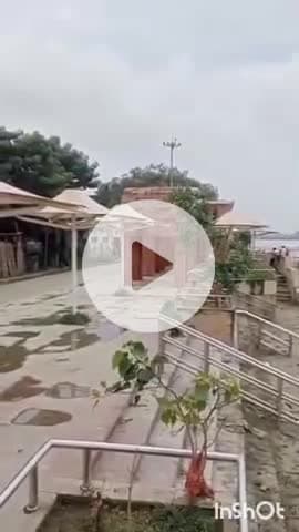 सोनपुर: @समस्या#सोनपुर के काली घाट स्थित नमामि गंगे घाट पर मिट्टी जमी, श्रद्धालु हो रहे हैं परेशान,टहलने वाले भी परेशान हैं