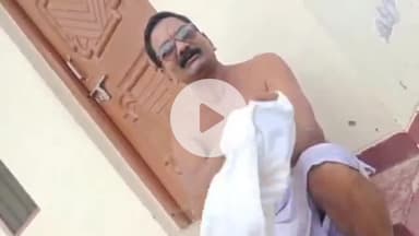 कसिया: रामपुर बरहन के ग्राम प्रधान का प्रधानमंत्री और मुख्यमंत्री को अमर्यादित शब्द बोलने का वीडियो वायरल, दी सफाई