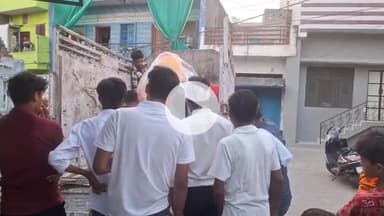 कन्नौज: कन्नौज शहर में गणेश महोत्सव की तैयारियों में जुटे श्रद्धालु, 27 अगस्त से होगा गणेश महोत्सव शुरू