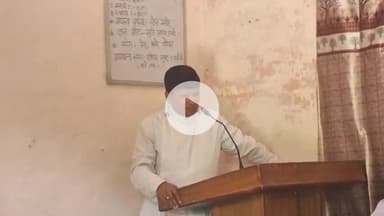 कन्नौज: कन्नौज शहर के बोर्डिंग ग्राउंड के पास स्थित चर्च में सुबह 9 बजे से 11 बजे तक हुई प्रार्थना, मसीह के लोगों की हुई भीड़