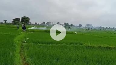 कांके: नगड़ी में रिम्स-2 को लेकर विरोध, ग्रामीणों को खदेड़ने के लिए पुलिस ने छोड़े आंसू गैस के गोले