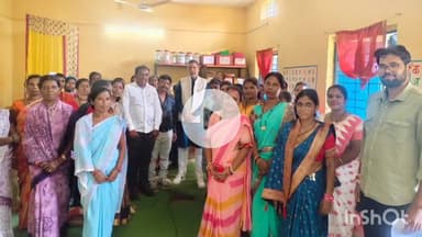 जगदलपुर: भाजपा प्रदेश अध्यक्ष एवं विधायक किरण देव ने नया पारा में आंगनबाड़ी कार्यकर्ताओं से की मुलाकात