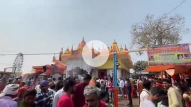 सुल्तानपुर: सुलतानपुर जिले के शिवधाम बेलवाई में शिवरात्रि और नवरात्र पर भक्तों का जनसैलाब उमड़ता है