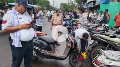 रतलाम नगर: यातायात पुलिस की कार्रवाई: सुभाष नगर में अव्यवस्थित पार्किंग पर सख़्ती, 25 चालान से ₹14,500 वसूले