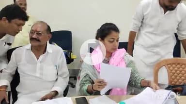 सासाराम: सासाराम के सर्किट हाउस में महाराष्ट्र के लोकसभा सांसद परिनीति शिंदे ने की प्रेस कॉन्फ्रेंस