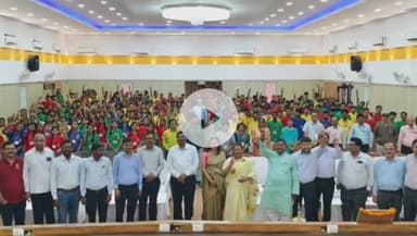 सिंगरौली: एनसीएल खड़िया ने किया यंग अचीवर्स स्टॉक का आयोजन, IAS जागृति अवस्थी ने युवाओं को सफलता का मंत्र दिया