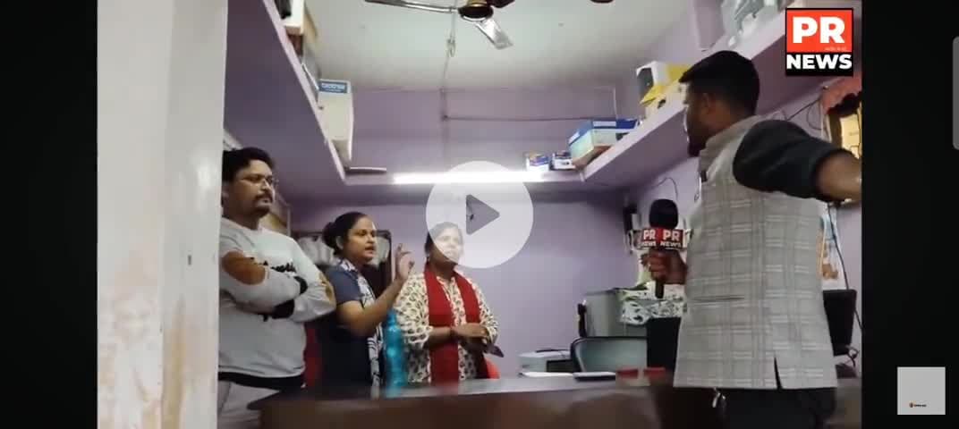 ऐसे लोगों को जेल होना चाहिए गरीबों का पैसा खाने वाले को ऐसे ग्राहक सेवा को बंद करना चाहिए आपसे निवेदन करता हू ।