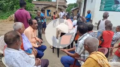 अरवल: वोटर लिस्ट में गड़बड़ियों पर विधायक महानंद सिंह सख्त, निर्वाचन पदाधिकारी से की शिकायत