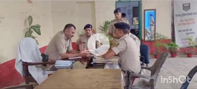 बेगूसराय: बेगूसराय SP ने किया सिंघौल थाने का निरीक्षण, लंबित मामलों की समीक्षा