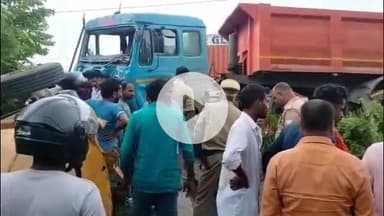 कसिया: फोरलेन पर ट्रेलर ट्रक ने मजदूरों को कुचला, गया के मजदूर की मौत, दो घायल; पाइप डालने का चल रहा था काम