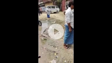 नवाबगंज: जैदपुर कस्बे में नूर मोहम्मद इंटर कॉलेज के पास सफदरगंज मार्ग पर बाइक सवार ने युवक को मारी जोरदार टक्कर, युवक घायल हुआ