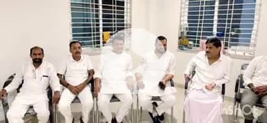 गढ़वा: राजद के जिला अध्यक्ष सूरज सिंह भाजपा में शामिल, गढ़वा विधायक व अन्य नेताओं से की मुलाकात