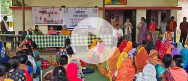 दंतेवाड़ा: ग्राम पंचायत बालूद में साइबर और स्वास्थ्य जागरूकता कार्यक्रम का आयोजन