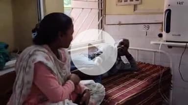 गुमला: सोते हुए वृद्ध को सांप ने काटा, भगत की झाड़-फूंक के बाद सदर अस्पताल में कराया गया भर्ती