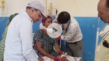 सरदारशहर: राजकीय उपजिला अस्पताल में ENT रोग विशेषज्ञ डॉक्टर लोकेंद्रसिंह राठौड़ ने महिला के गले की गांठ का सफल ऑपरेशन किया