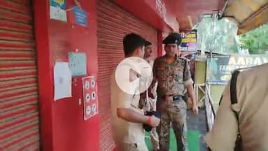 सासाराम: होटल में प्रेमी ने प्रेमिका को मारी गोली, फिर खुद को भी शूट किया
____________________________
सासाराम में एक बॉ