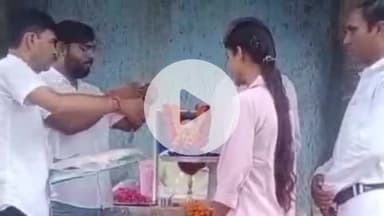 फतेहाबाद: फतेहाबाद के भलोखरा में स्कूल में मेधावियों का सम्मान किया गया, तहसीलदार रहे मौजूद