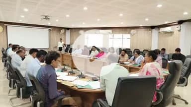 गुमला: आपदा प्रबंधन समिति की बैठक: सर्पदंश से मृत्यु पर ₹4 लाख मुआवज़ा: उपायुक्त