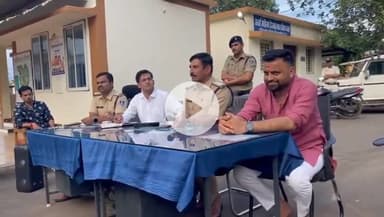 सीतामऊ: सीतामऊ थाना परिसर में आगामी त्यौहारों को लेकर शांति समिति की बैठक हुई, एसडीओपी व थाना प्रभारी रहे मौजूद