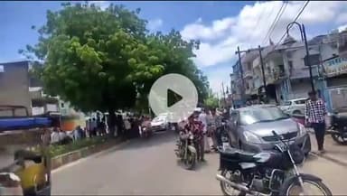 सिंगरौली: विन्ध्यनगर चौराहे के पास बाइक सवार हुआ दुर्घटनाग्रस्त, दो लोग घायल