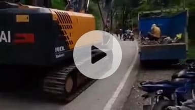 भटवाड़ी: नलूणा के पास गंगोत्री हाईवे को खोलने का कार्य शुरू