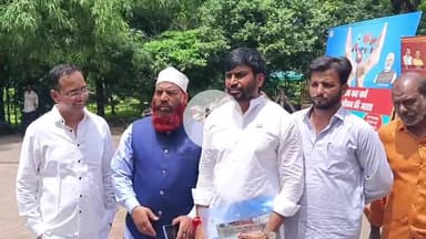 खंडवा नगर: ठेकेदार 55 दिन तक खोदते रहे सड़क, पार्षद बोले- अब तो वर्ल्ड रिकॉर्ड बनना चाहिए!